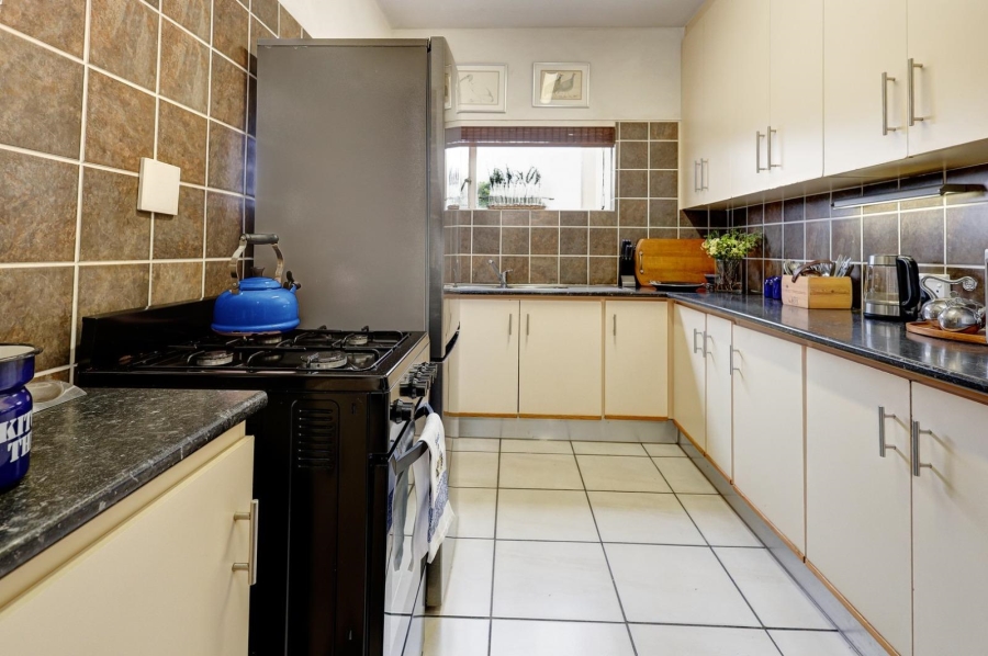 2 Bedroom Property for Sale in Oostersee Western Cape